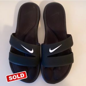 Nike Women’s Ultra Comfort Slide Sandal, Black